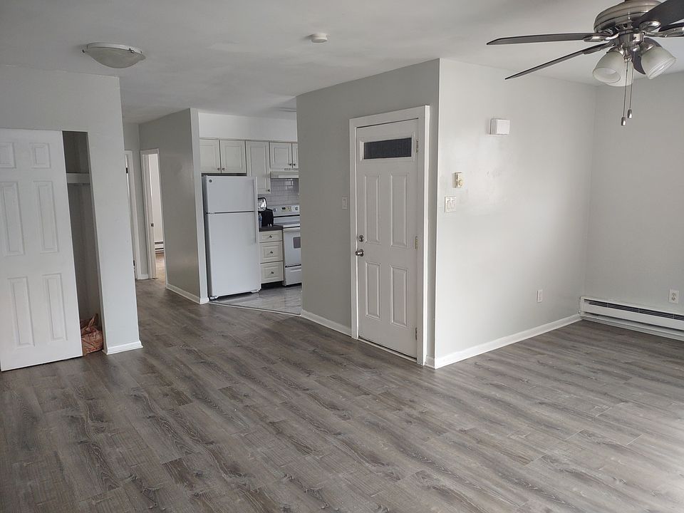 1st image of 99 Holmes Rd #B
