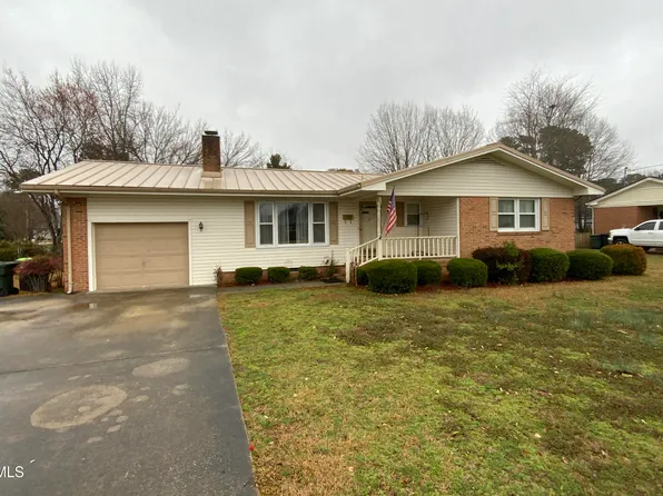 100 E C St, Erwin, NC 28339