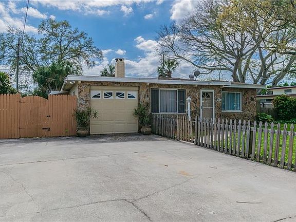 2nd image of 5071 Jasmine Cir