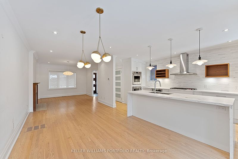 Toronto House for rent - 3 Bedrooms — photo 13