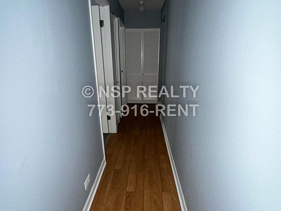 5th image of 3825 N Pine Grove Ave #2