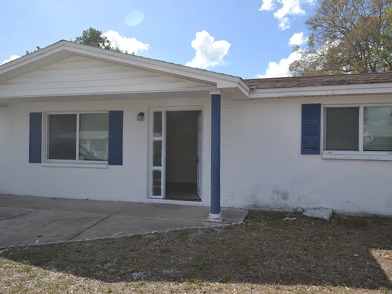 1351 Whitehall Ln — Photo 24