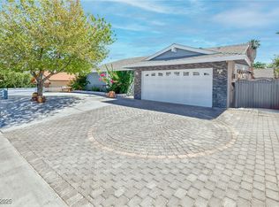 3959 Briarcrest Ct, Paradise, NV 89120