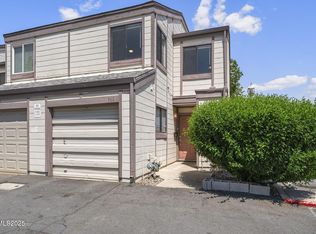 960 Adrian Way, Sparks, NV