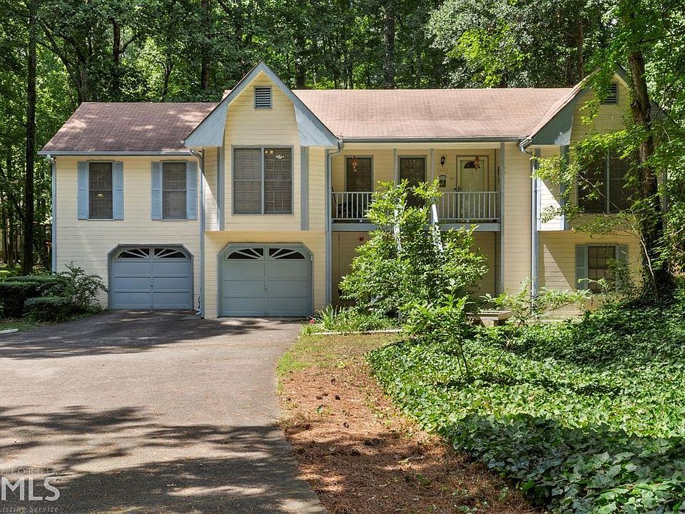 1st image of 2625 Wellington Dr