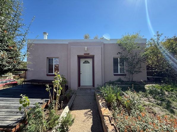 1317 W Kelly St