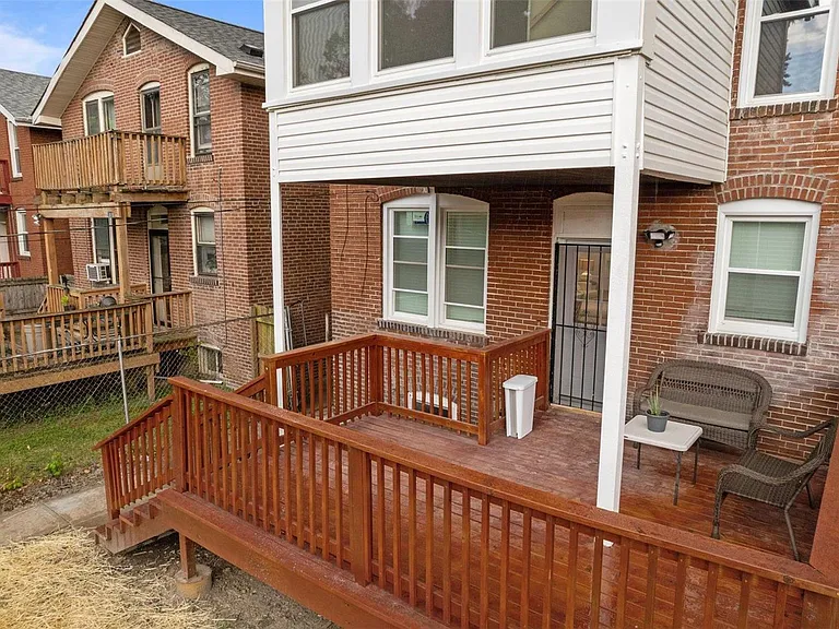 5911 Pershing Ave — Photo 23