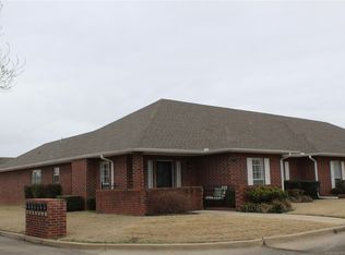 3812 Regency Pl #28, Muskogee, OK 74403