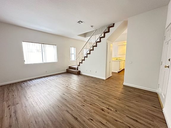 3rd image of 11258 Morrison St #103