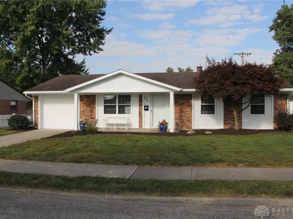 464 Forrest Ln, Troy, OH 45373