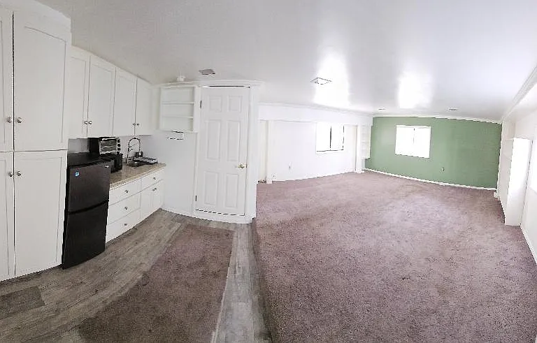 9541 Haines Canyon Ave — Photo 7