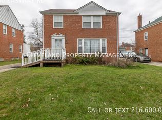3880 Eastway Rd, South Euclid, OH 44118