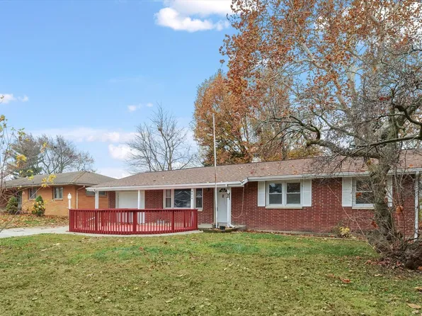 2213 Roland Dr, Champaign, IL 61821