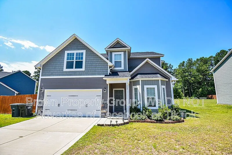 3 bed, 2.5 bath, 2172 sqft, $2,250 — Photo 1