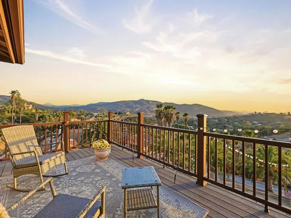 15844 Broad Oaks Rd, El Cajon, CA 92021