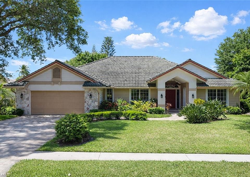 1st image of 219 Monterey DR