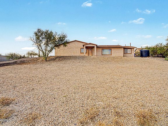 2nd image of 2402 W Roughrider Road