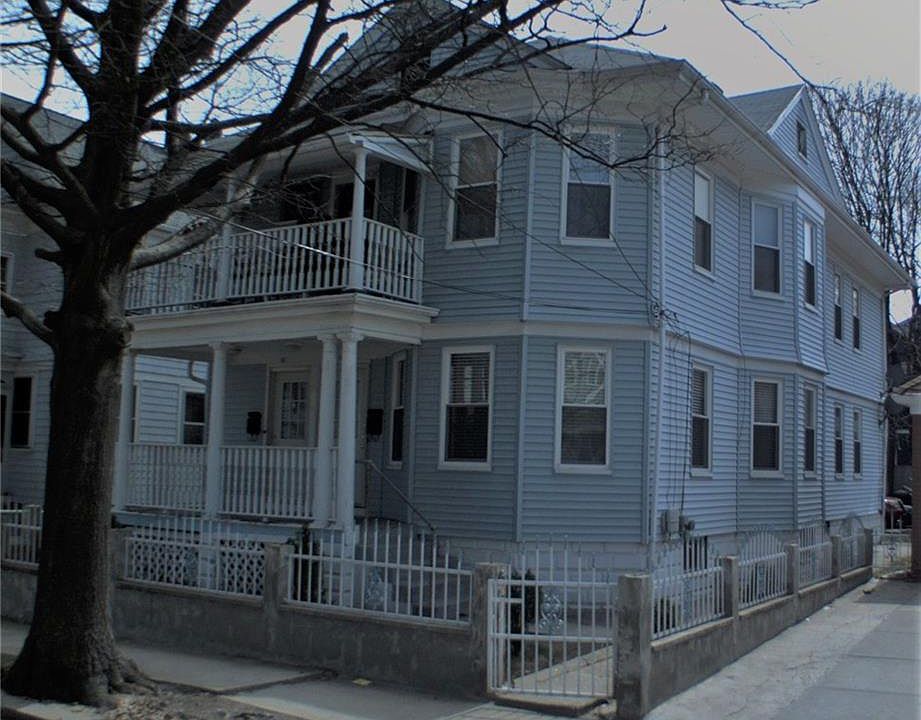 1st image of 32 Yarmouth St