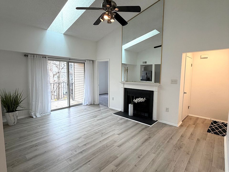 1st image of 12220 Stevenson Ct