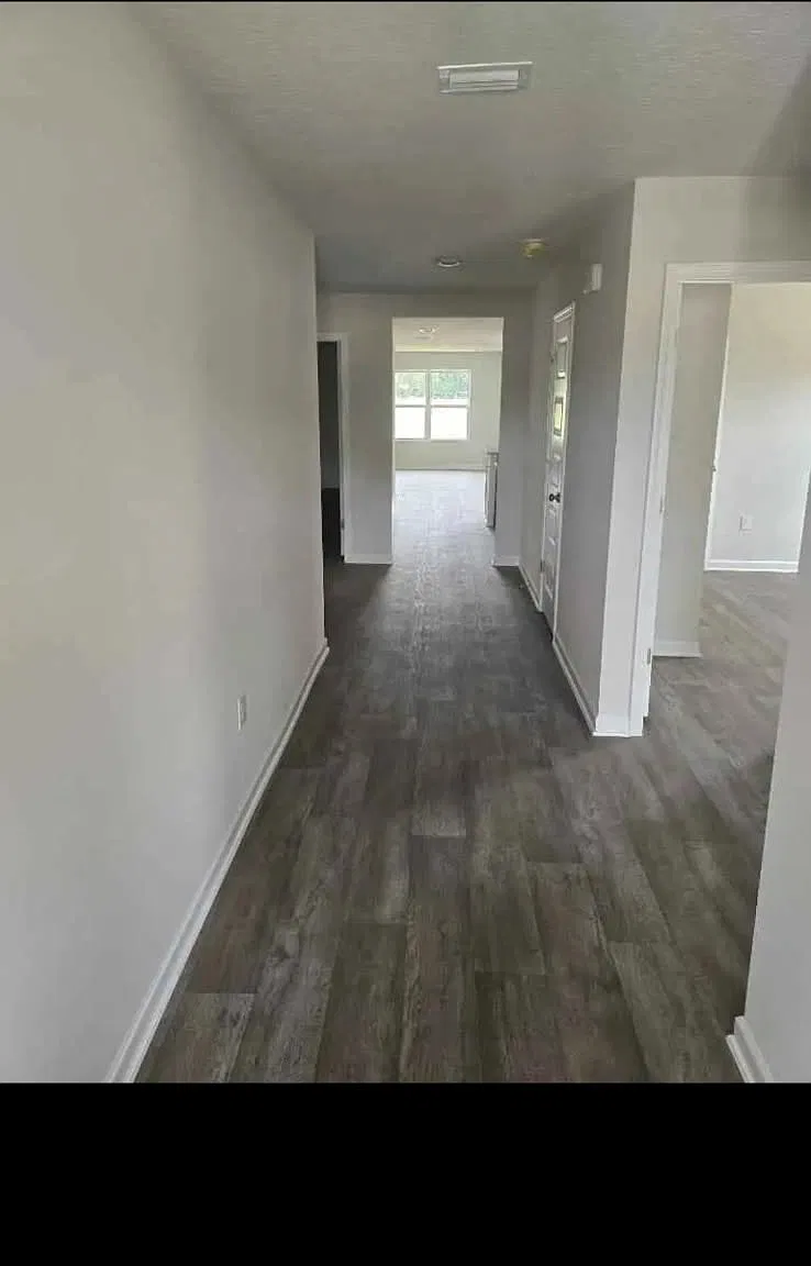 4 bed, 2.0 bath, 1806 sqft, $2,150 — Photo 1