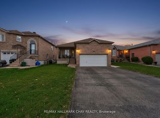 158 Pringle Dr, Barrie, ON L4N 0R3