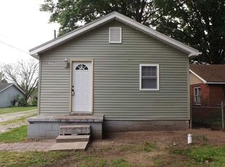 1438 Luckett St, Terre Haute, IN 47803