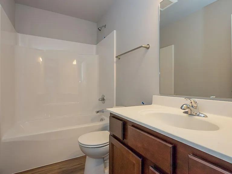 109 Madison Ln — Photo 21