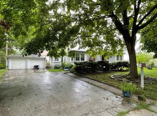 629 N 4th St, Saint Clair, MI