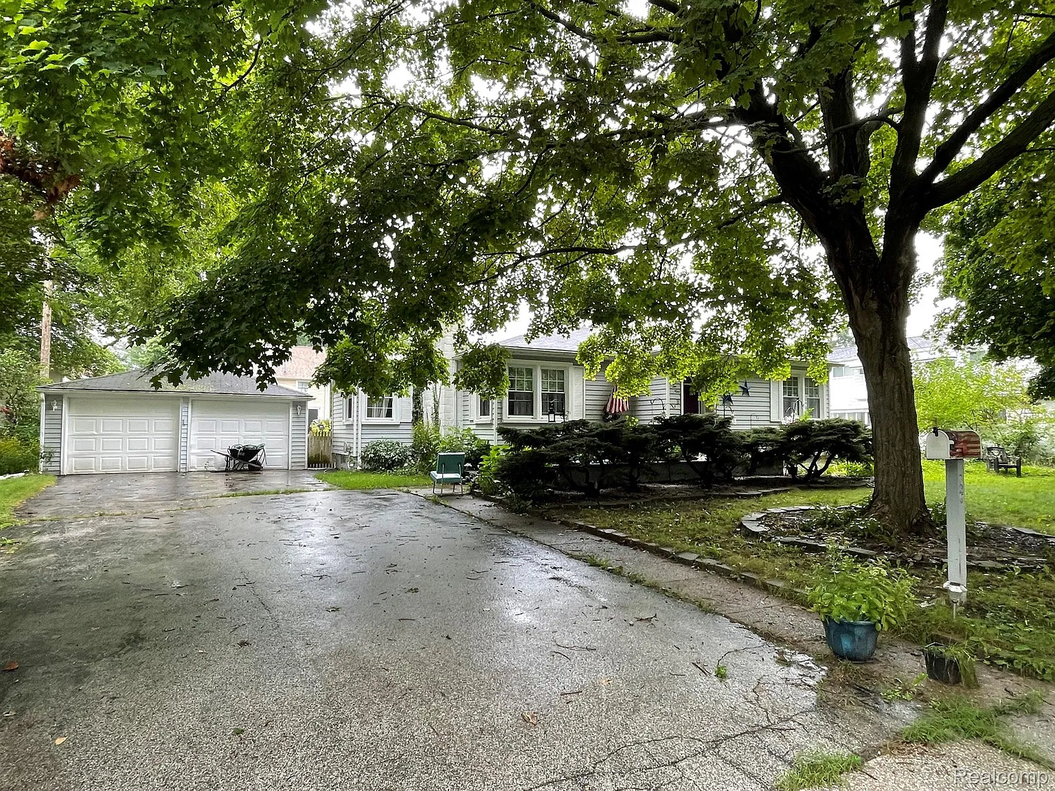 629 N 4th St photo 1