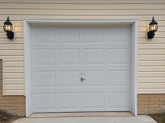 Garage door with automatic garage door opener