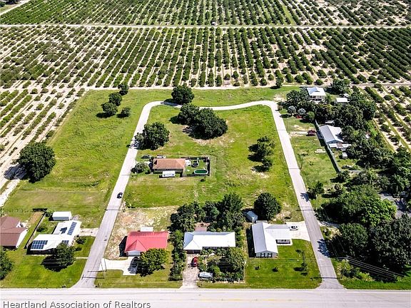 3rd image of 600 Palmdale Ave