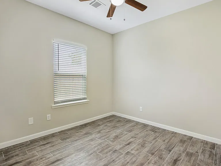 4649 Carmen St #A — Photo 13