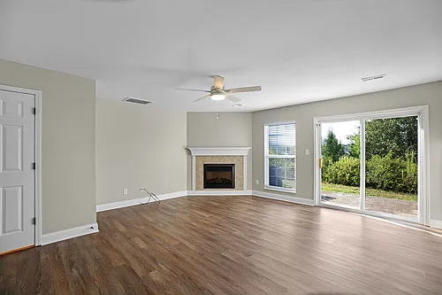2425 Hallerins Ct Photo 1