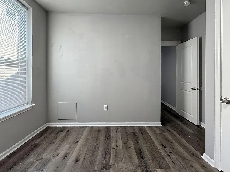 5820 Belmar St — Photo 5
