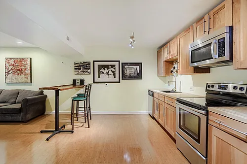 1611 Garfield Ave #12 Photo 1