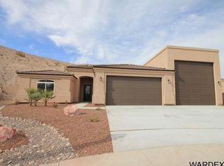 2929 Desert Trail Dr, Bullhead City, AZ 86429