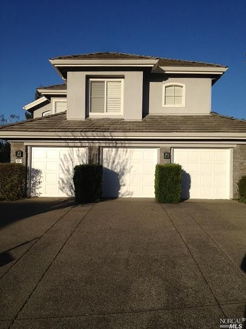 1st image of 2917 Quail Hollow Dr