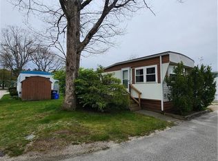 13 Lane, Coventry, RI 02816