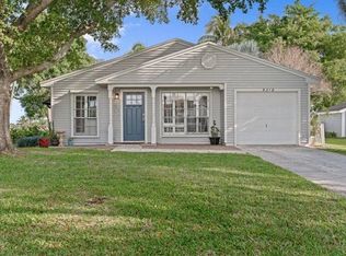 5319 Courtney Cir, Boynton Beach, FL 33472