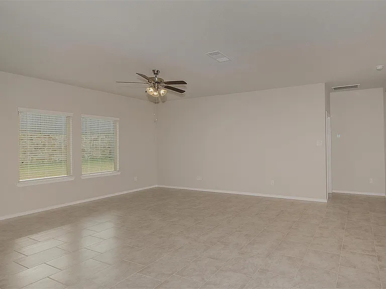 13824 Rock Island Trl — Photo 4