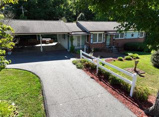 2499 Pine Ridge Rd, Mount Airy, NC 27030