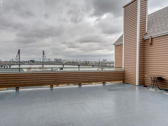 3rd image of 305 S Montgomery St APT 409