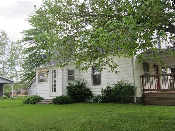 3rd image of 161 W Main St