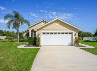 90 GOLFVIEW CIRCLE, UMATILLA, FL 32784