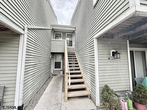 4th image of 91 Pheasant Meadow Dr