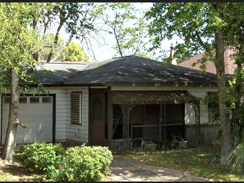 1st image of 20 N Washington St