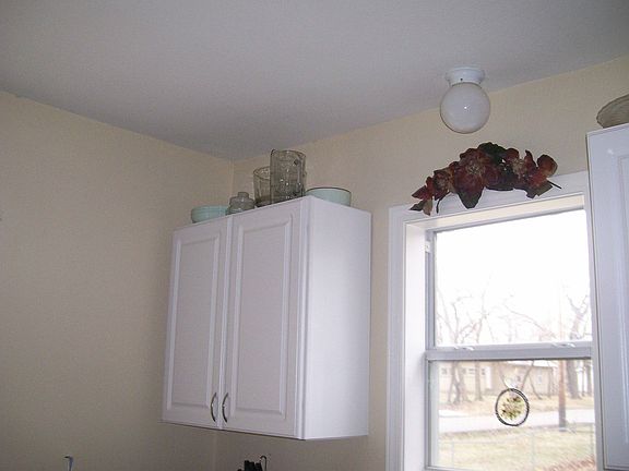 New kitchen cabinets!