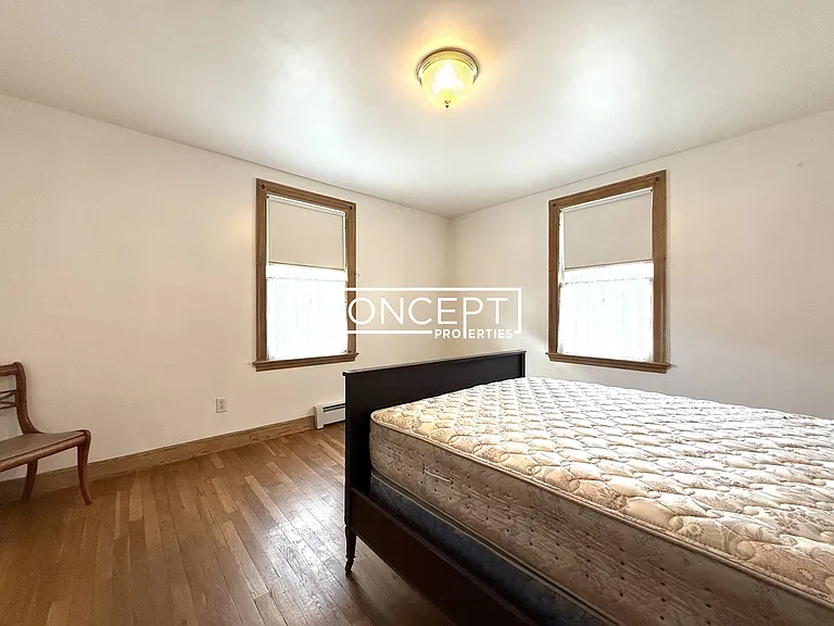1055 Keith St — Photo 8