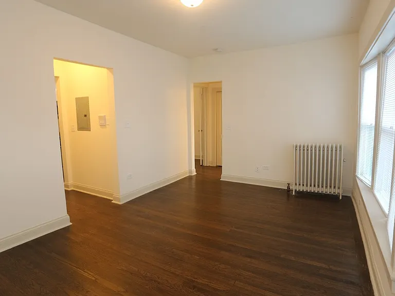 4716 N Racine Ave #E4 — Photo 8