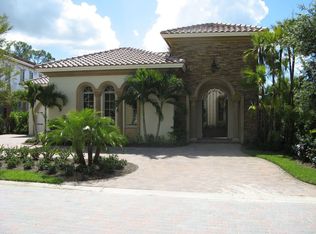 28311 Terrazza Ln, Naples, FL 34110